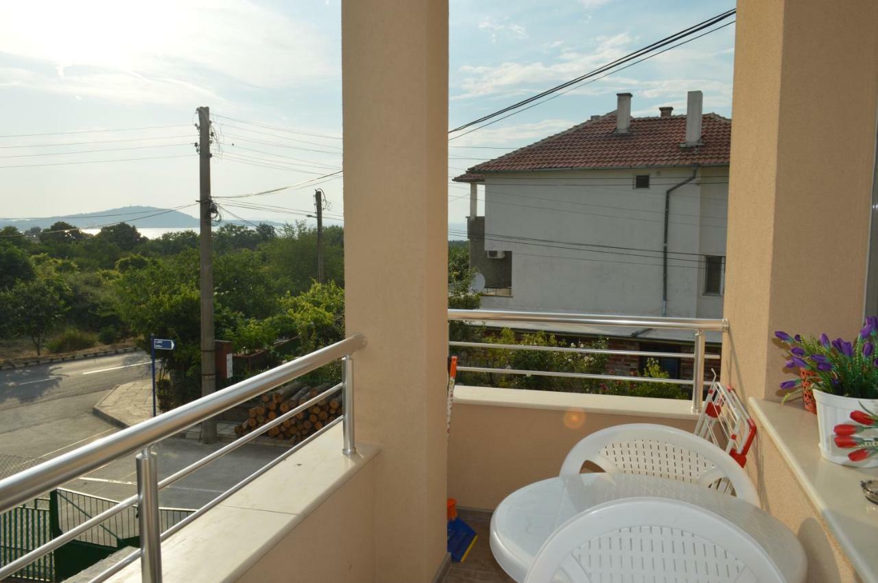 Yanis Hotel Chernomorets Exterior photo